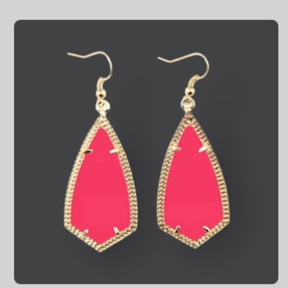 Coral Adelaide Earrings - Picture 10 of 10